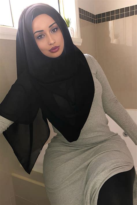 hijab porno|Hijab Porn Videos